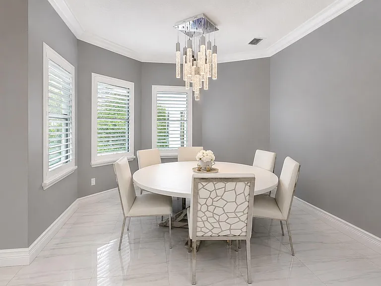 16849 Pierre Cir — Photo 14