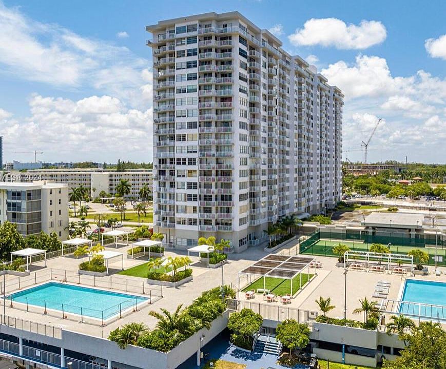 1st image of 18041 Biscayne Blvd Ph 1