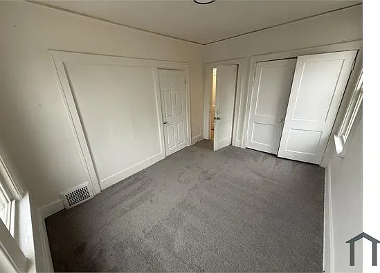 3550 Saint Clair St — Photo 1