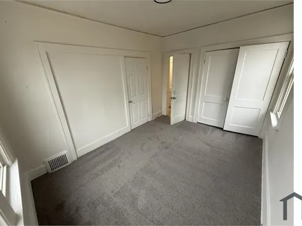 3550 Saint Clair St, Detroit, MI 48214