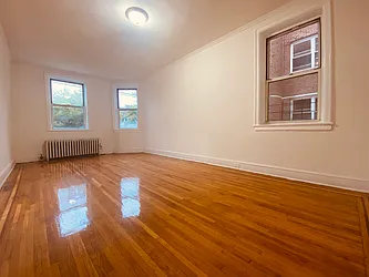 Rented by Silverstein Collection LLC 