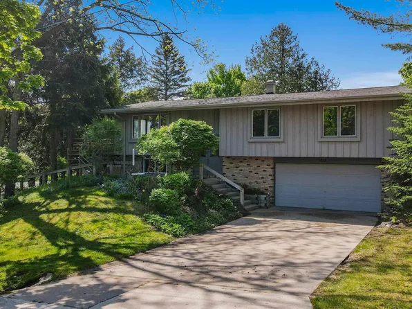 1313 Ramsdell St, Traverse City, MI 49684