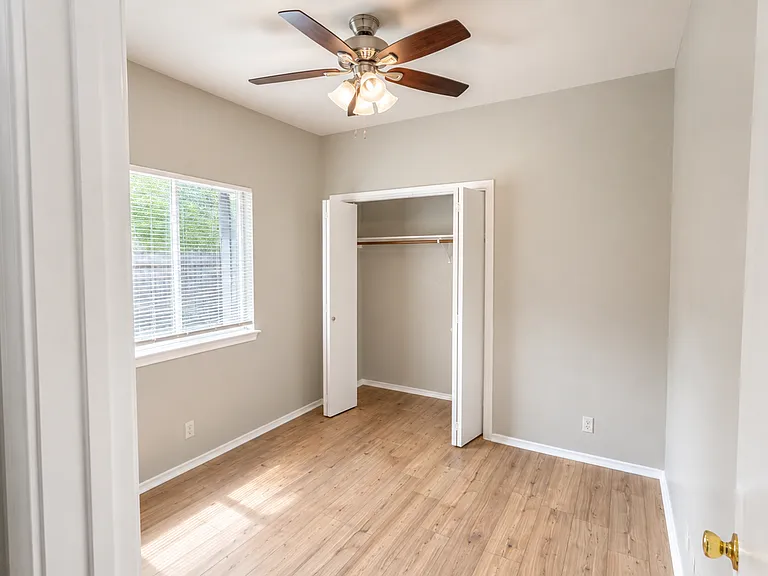 1217 Armadillo Rd #B — Photo 16