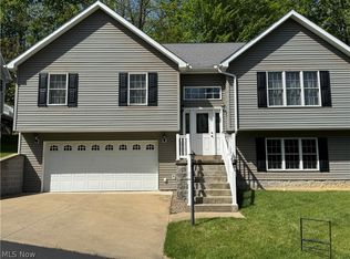 327 Hidden Point Trl, Morgantown, WV 26508