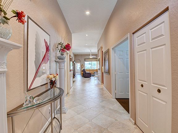 5th image of 9685 Arbor View Dr N
