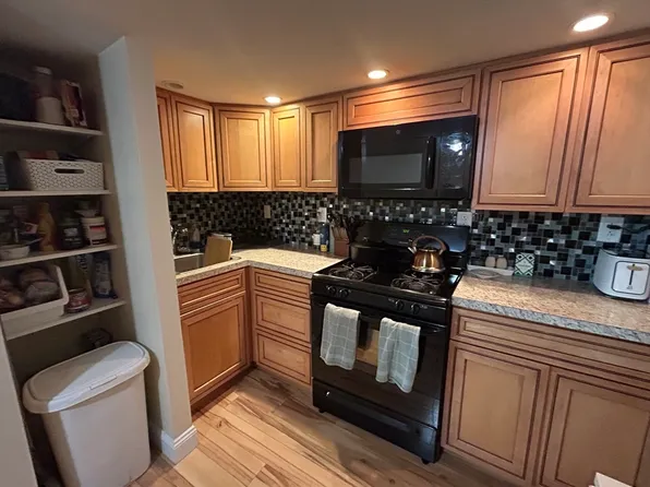 11 Main St #0, Woburn, MA 01801