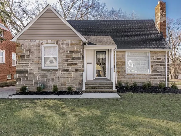 17508 Maple Heights Blvd, Maple Heights, OH 44137