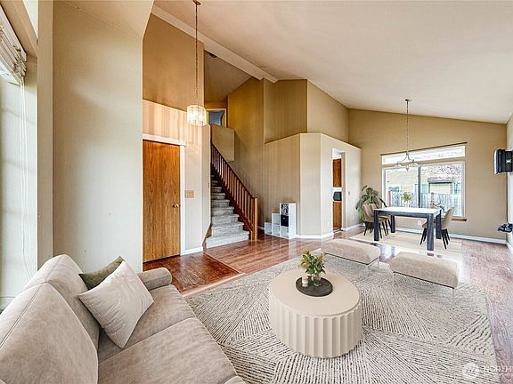 3rd image of 6510 58th Drive NE