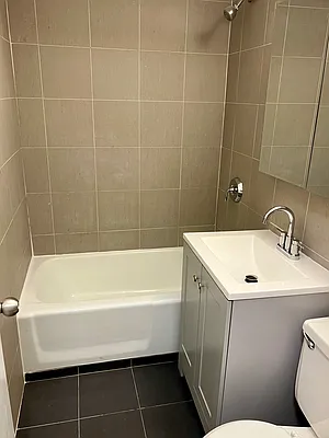 Rented by Bond New York | media 9