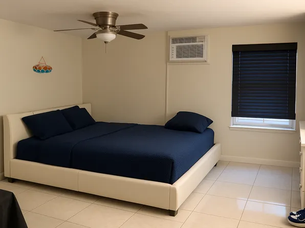 (undisclosed Address), Hollywood, FL 33020