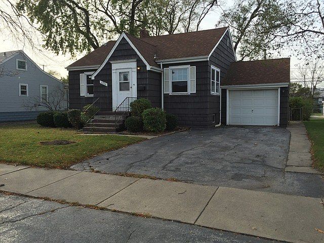 1st image of 16224 Prairie Ave