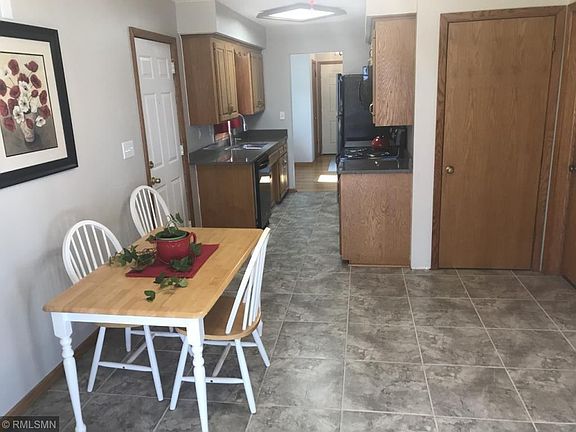 5th image of 1131 9th Ave S