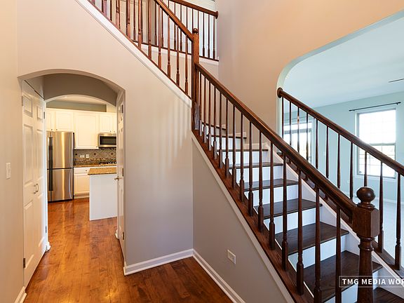 4th image of 2763 Blakely Ln #2763