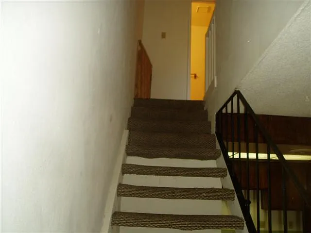 811 Cathedral Ct #2 — Photo 23