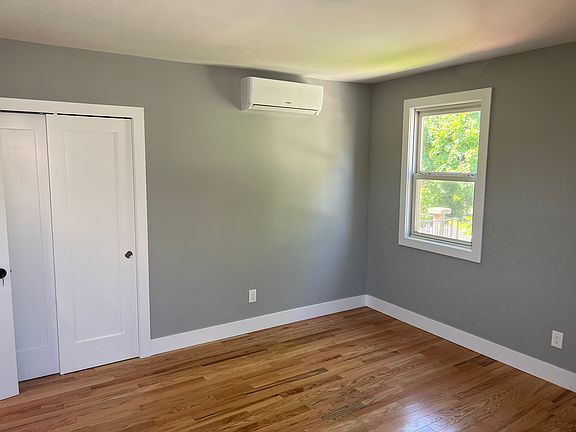 4th image of 26 Hildreth Pl Floor 2