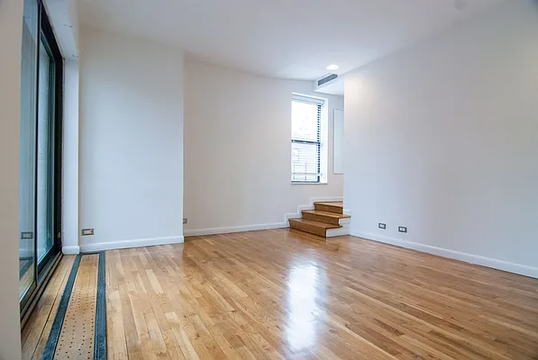 Rented by WAM Partners - William Moses Co. | media 67