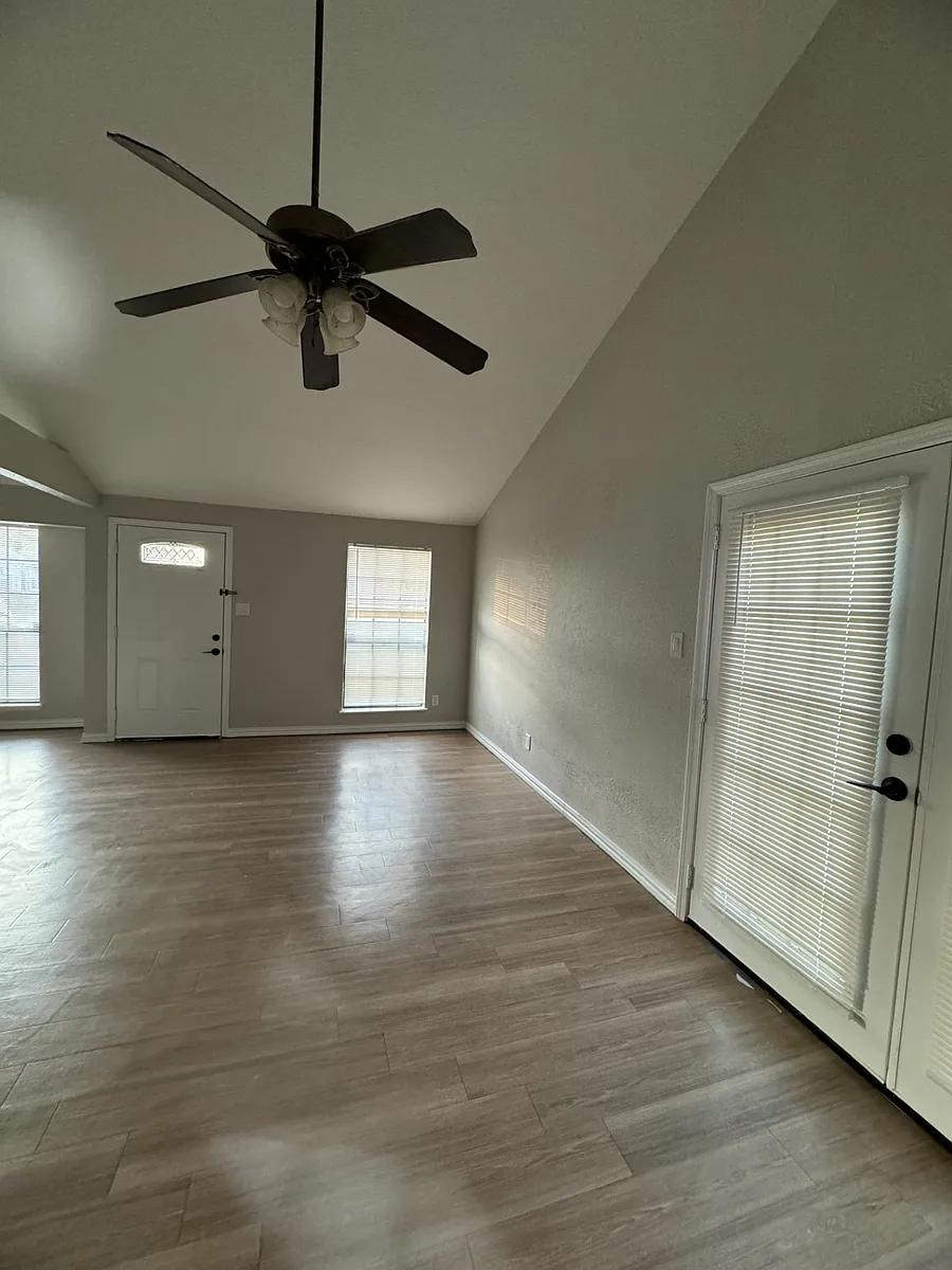 Building Photo - 9502 Timberbluff Ct