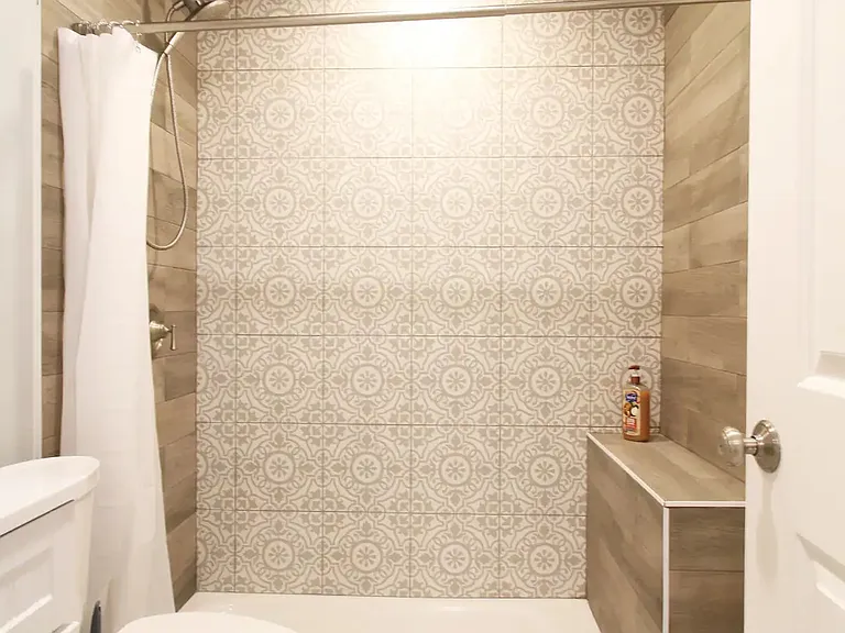 Full Bathroom