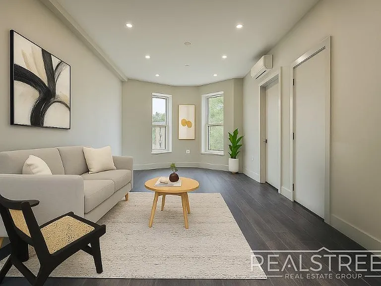 2517 Bedford Ave #3B — Photo 1