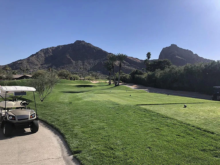 15 world-class golf courses within 15 minutes