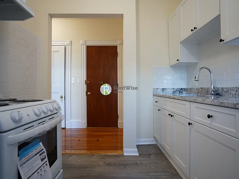 504 Beacon St #31U — Photo 13