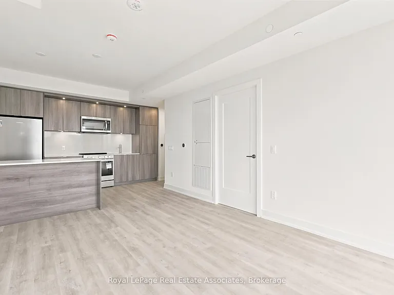 25 Cordova Ave #1812 — Photo 11