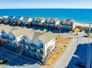 702 N Topsail Dr, Holly Ridge, NC 28445