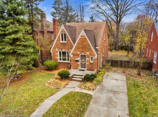 15481 Lindsay St, Detroit, MI 48227