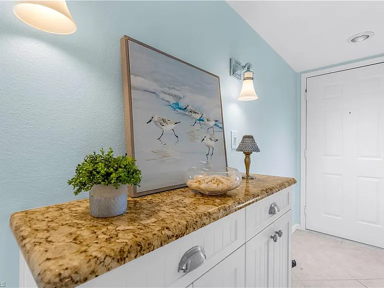 1190 Yesica Ann Cir #B-101 — Photo 7
