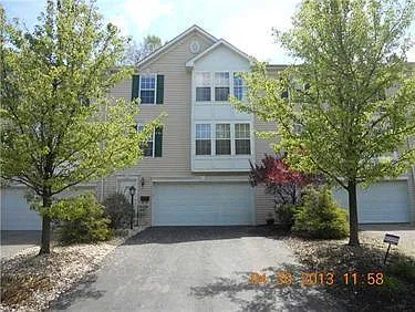 449 Grace St photo 1