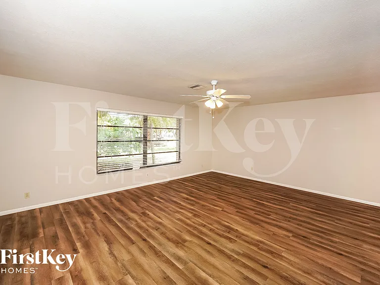 116 Palmetto Dr — Photo 4