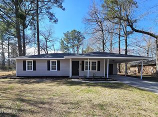 509 Oci Dr, Jacksonville, NC 28540
