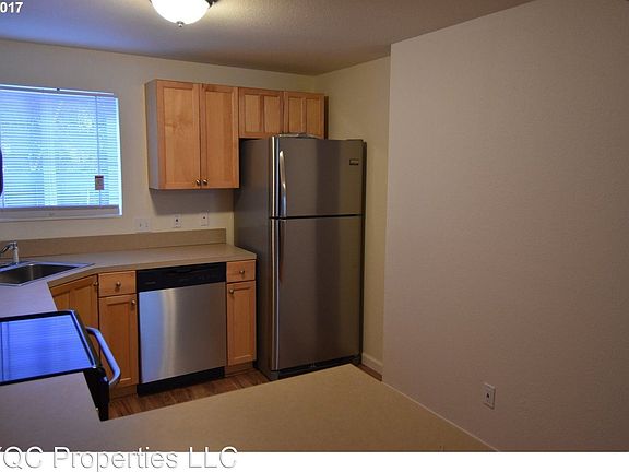 5th image of 3839 E 18th St