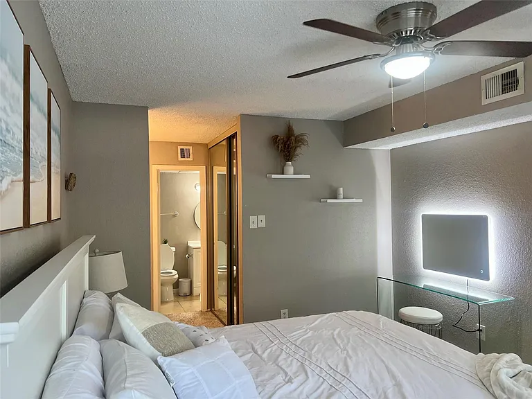 6312 Peacock Hills Dr — Photo 13