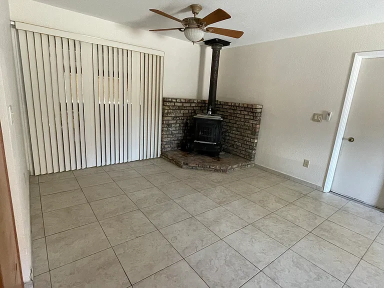 8526 Old Vine Rd — Photo 14