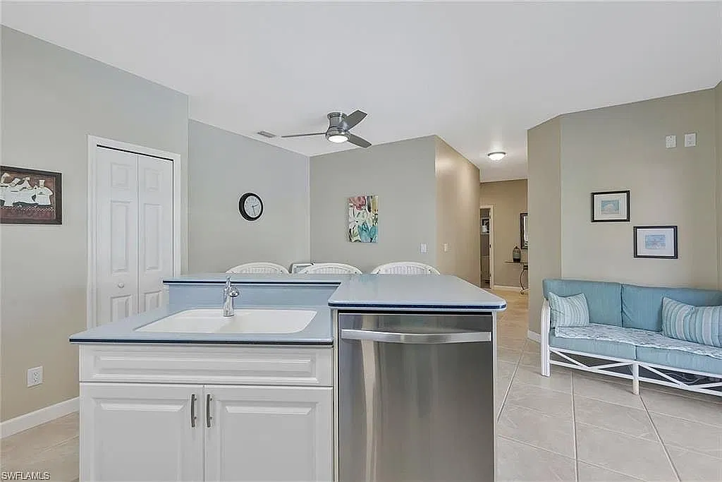 3 bed, 1801 sqft, $10,000 — Photo 2