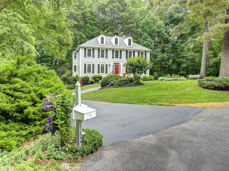 1st image of 11044 Crossdale Ct