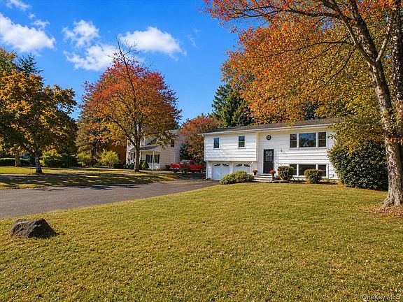 4th image of 97 Grandview Avenue
