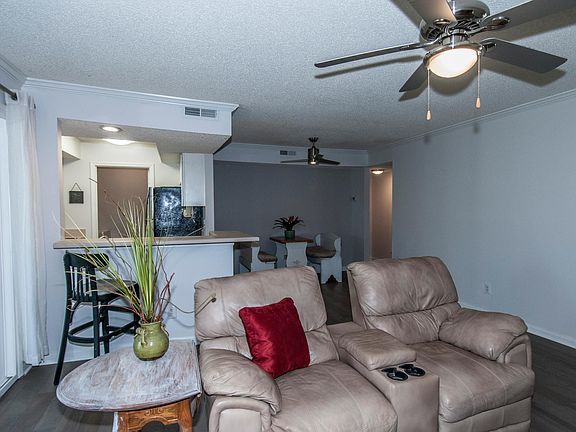 4th image of 1878D Montclair Dr #1878D