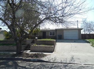 592 W Olive St, Pomona, CA 91766