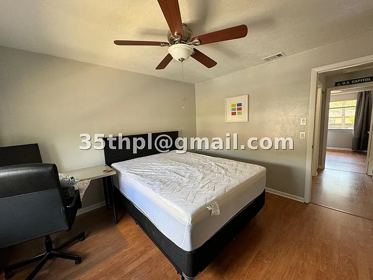 2635 SW 35th Pl — Photo 16