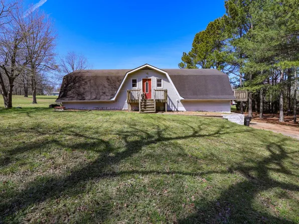 4965 Contest Rd, Paducah, KY 42001