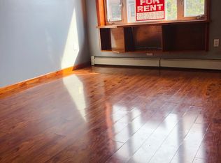 4048 97th St, Flushing, NY 11368