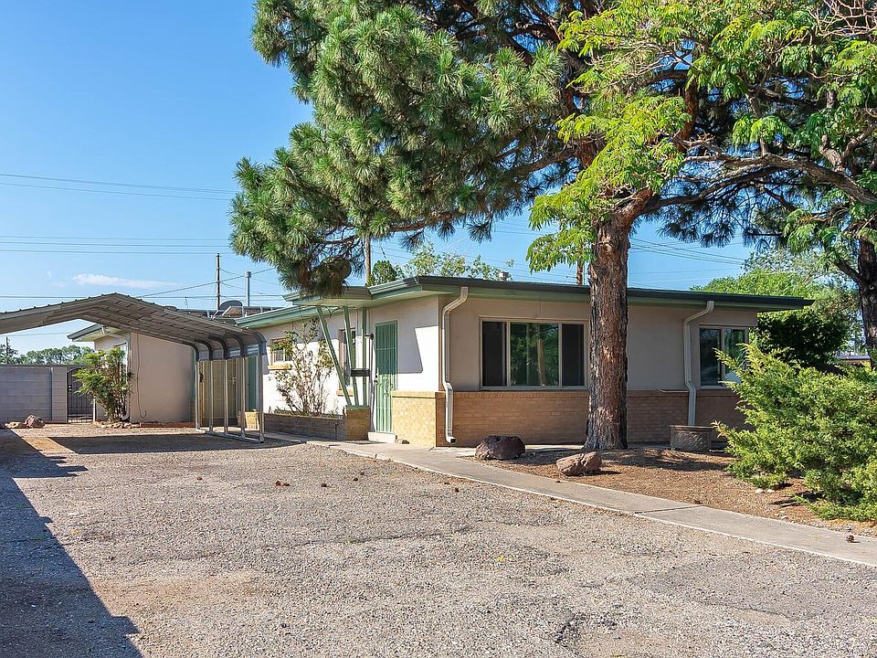 1st image of 3502 Crest Ave SE #1