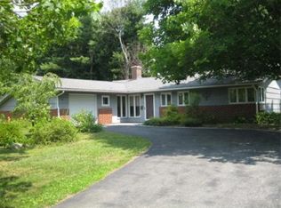 8 Birchwood Rd, Worcester, MA 01609