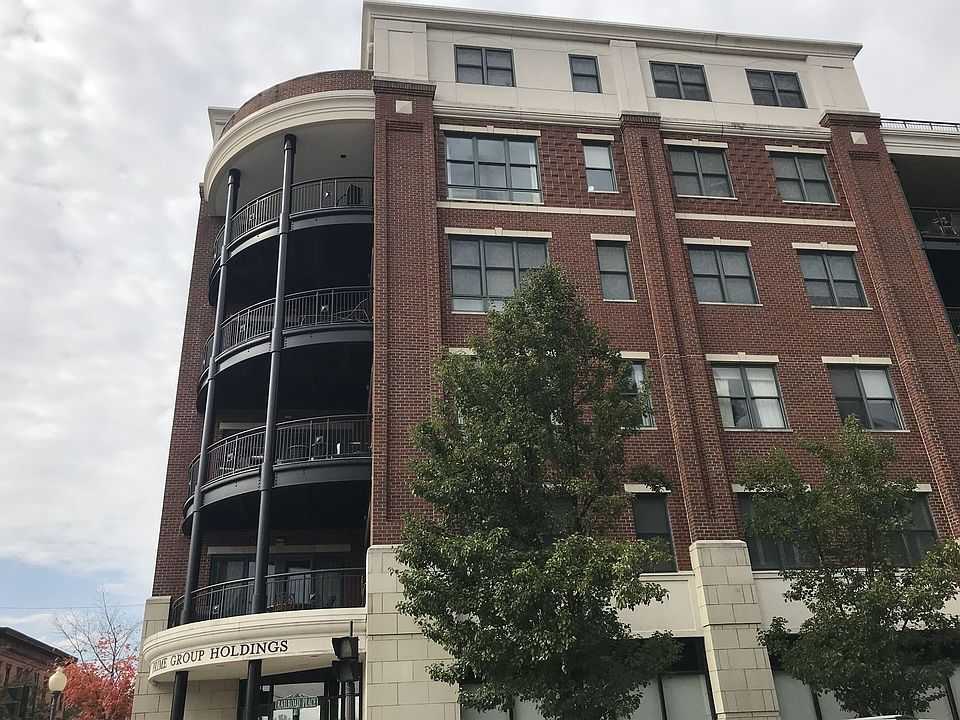 1st image of 87 Railroad Pl APT 304