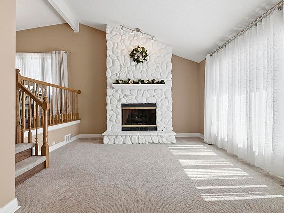 3rd image of 15652 White Pine Ct