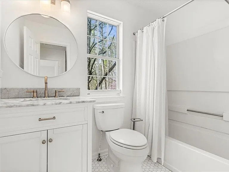 11190 Abbotts Station Dr — Photo 17