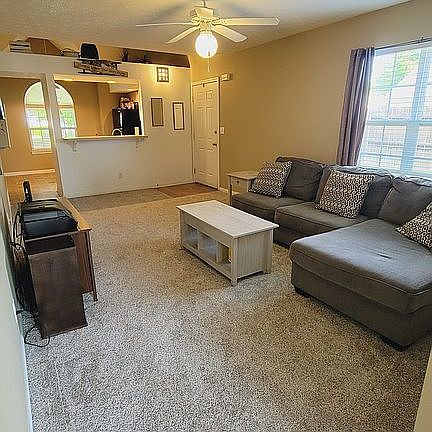 3rd image of 5844 Riverwalk Cir