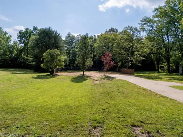 7675 N Gannett Rd, Northfield, OH 44067